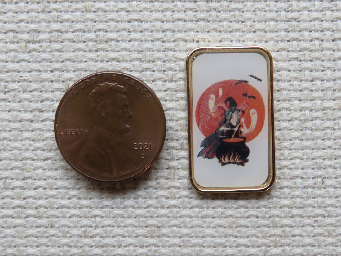 First view of Charming Witch Needle Minder.